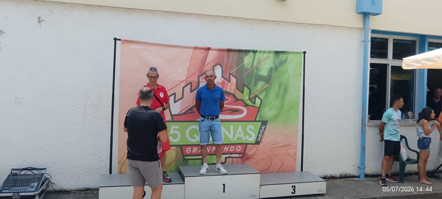 Sobe e Desce Team no pódio do Granfondo 5 Quinas